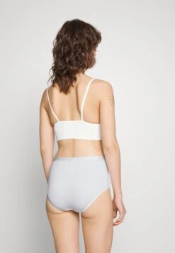 Marks & Spencer Wildblooms 3 Pack - Slip - Light Grey -Only Mode Winkel 8b14a53a914d4878ad4adeaa6ba84ae2