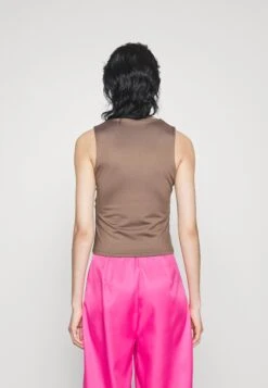 Abercrombie & Fitch Bare Ruched- T-Shirt Basic - Deep Taupe 7 Abercrombie & Fitch Bare Ruched- T-Shirt Basic - Deep Taupe -Only Mode Winkel 8b4912df3f564795a25011ad7b2ff9b2