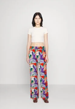 COLOURFUL REBEL Melody Big Flower Straight Pants - Broek - Multi-Coloured -Only Mode Winkel 8c2f1a66c95a4aeba802b45f8e6dbdca