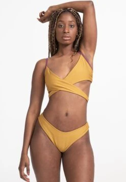 Arpoador - Bikinibroekje - Lila 9 Arpoador - Bikinibroekje - Lila -Only Mode Winkel 8c5a2fb83c4a4de7a76bb80a59086563