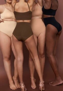 Hunkemöller Seamless Enhancing High Waisted Knickers - Shapewear - Brown -Only Mode Winkel 8d7bce50fd954391bada39b050a81355