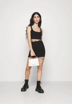 Noisy May Petite Nmceleste Chain Detail - Minirok - Black -Only Mode Winkel 8ed0d42002674c2db35fcec6366a9414