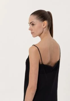 Jurk - Black 11 Jurk - Black -Only Mode Winkel 8f9d1663a05b49e5a048c8a42f3a73d2