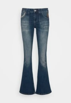 BDG Urban Outfitters Tiana - Flared Jeans - Dark Vintage 10 BDG Urban Outfitters Tiana - Flared Jeans - Dark Vintage -Only Mode Winkel 91fe826335264e16b3d9304d78b3fb01