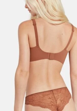 T-Shirt Bh - Camel 6 T-Shirt Bh - Camel -Only Mode Winkel 9316b7d7f6bd42aca4e7d9715afacb1d