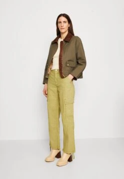 Edc By Esprit Cargobroek - Pistachio Green 7 Edc By Esprit Cargobroek - Pistachio Green -Only Mode Winkel 9448b600ba8f4a81ae84016e2d78e09a