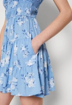 Hollister Co. Channeled Dress - Jurk - Cornflower -Only Mode Winkel 959a21119c2a4ba298be578e00e7c396