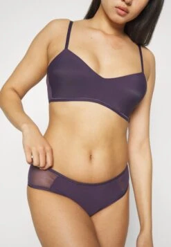 Sloggi Soft Adapt- Bustier - Blueberry 10 Sloggi Soft Adapt- Bustier - Blueberry -Only Mode Winkel 968b2b80f5cc49c68bb930e94644656c