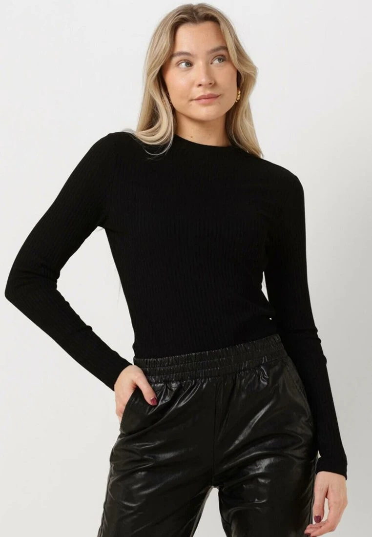 Turtle - Longsleeve - Zwart 1 Turtle - Longsleeve - Zwart