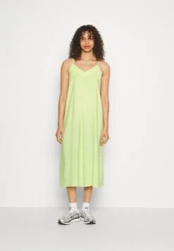 Vero Moda Tall Vmqueeny Calf Singlet Drees - Jurk - Sharp Green