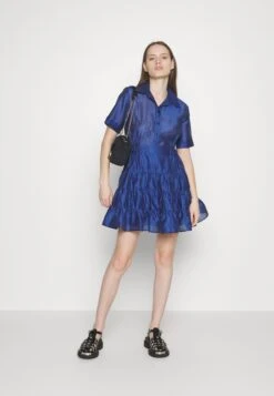 Sandro Cocktailjurk - Bleu Foncé 12 Sandro Cocktailjurk - Bleu Foncé -Only Mode Winkel 99c352c5db3540a190bc65f70fd910b4