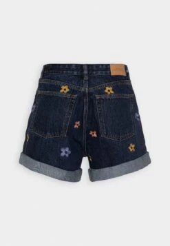 Monki Jeansshort - Blue Medium/Dusty Mid Blue 11 Monki Jeansshort - Blue Medium/Dusty Mid Blue -Only Mode Winkel 9aa0cf908ef54f9685fbf53fb6cfd22b