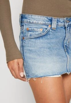 WEEKDAY Ceinture Skirt - Jeansrok - Blue Delight -Only Mode Winkel 9b3f10e056b74550a44d24f7d83ae464