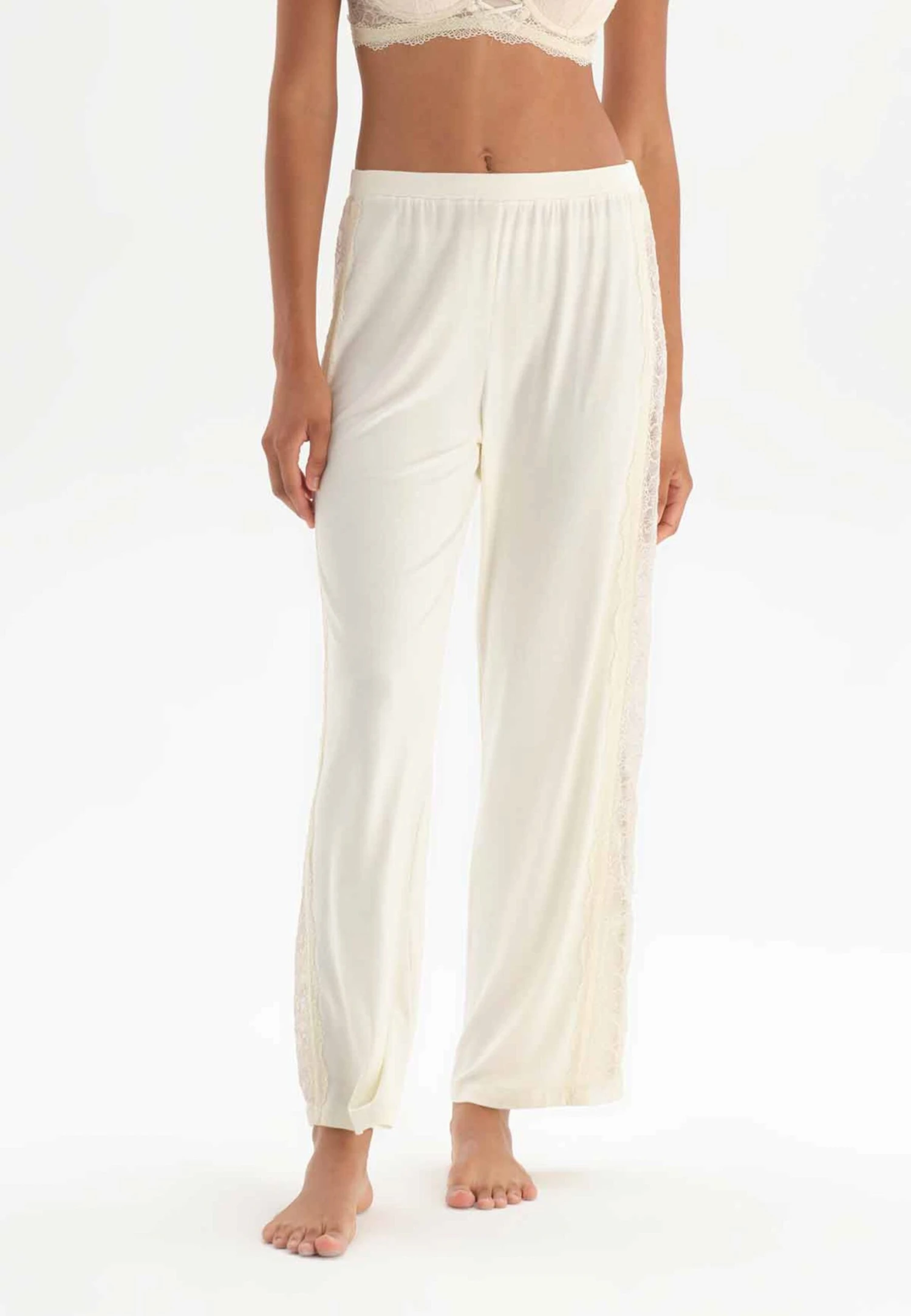 Lace Detailed - Broek - Ecru 1 Lace Detailed - Broek - Ecru