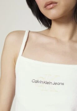 Calvin Klein Jeans Strappy- Top - Bright White -Only Mode Winkel 9e977fa9bf0742f699e475598dad8887