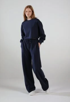 Wide Leg Palazzo E - Trainingsbroek - Midnight Navy 7 Wide Leg Palazzo E - Trainingsbroek - Midnight Navy -Only Mode Winkel a1cd42994a9b4a789992a38aeb97f406
