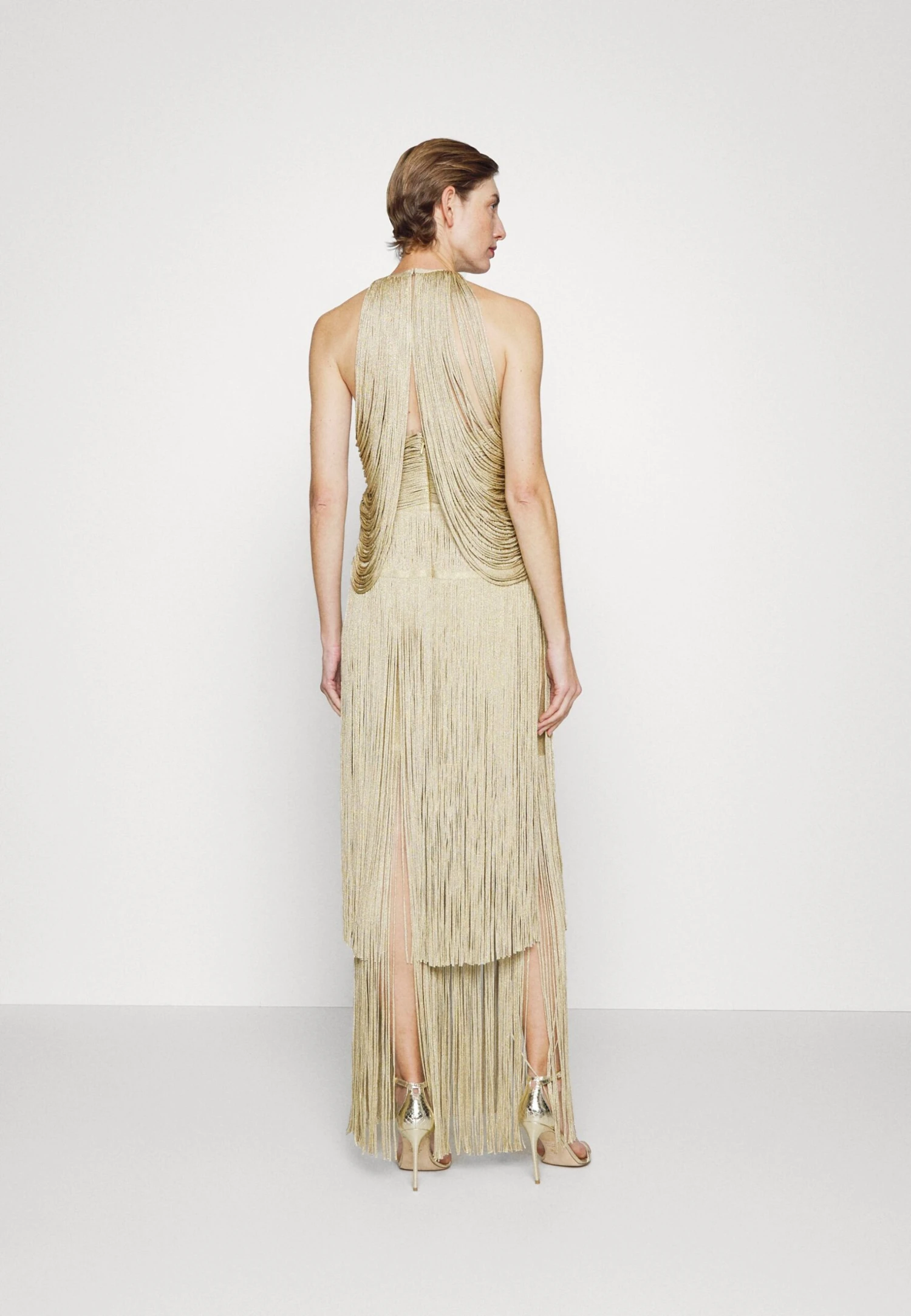 HERVE LEGER Metallic Draped Fringe Gown - Galajurk - Metallic Gold 5 HERVE LEGER Metallic Draped Fringe Gown - Galajurk - Metallic Gold - Afbeelding 5