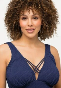 Ulla Popken Structuur, Sierbandjes, Softcups - Badpak - Paarsblauw -Only Mode Winkel a4e03238ca76417daa885c46adda69d3