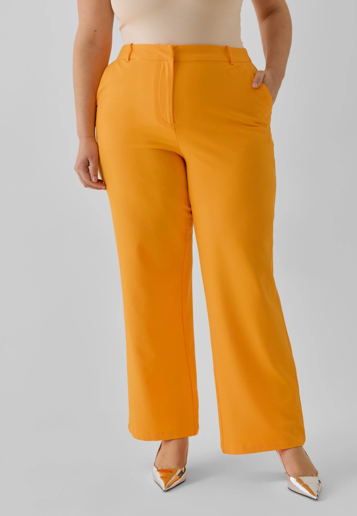 Vero Moda Curve Vmjoann Hw Pant D1 - Broek - Carrot Curl 1 Vero Moda Curve Vmjoann Hw Pant D1 - Broek - Carrot Curl