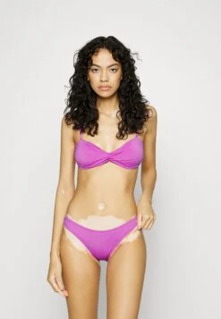 Billabong Sol Searcher Hike - Bikinibroekje - Bright Orchid -Only Mode Winkel a7db99ccfc4c4752a7384ef9d343badf