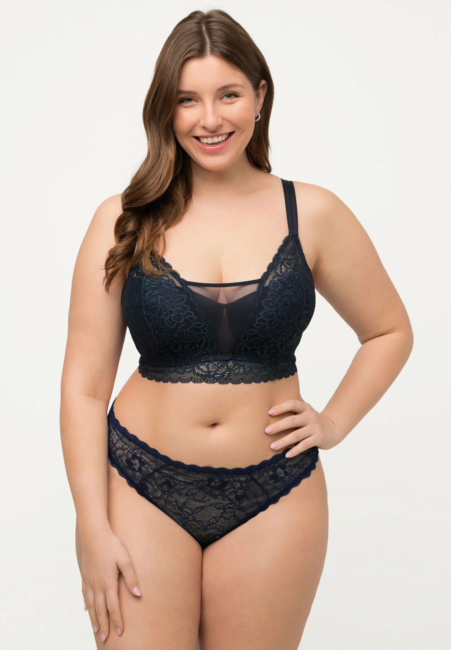 Ulla Popken Beugel Bh - Bleu Nuit 1 Ulla Popken Beugel Bh - Bleu Nuit