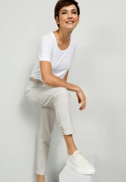 TONI Slim Fit Jeans - EcruSchilf -Only Mode Winkel a8dff1ca747543eeb35110b93a7e387d