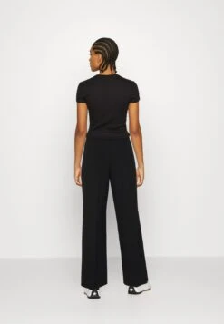 Vero Moda Vmsasie Wide Pant - Broek - Black -Only Mode Winkel a963f274c56e4363ab8724b4f5afcd29