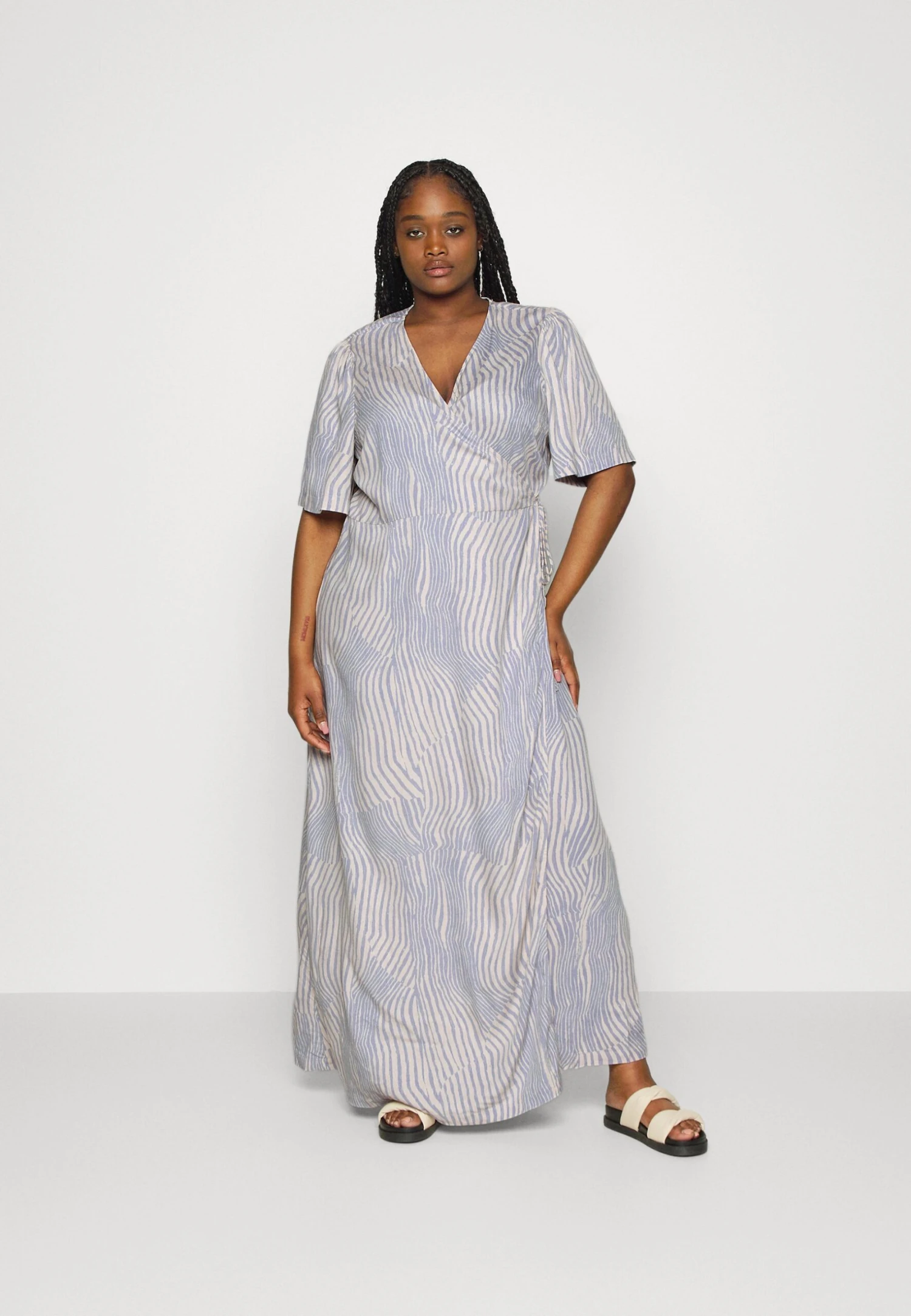 Ankle Wrap Dress - Jurk - Blue Heron 1 Ankle Wrap Dress - Jurk - Blue Heron