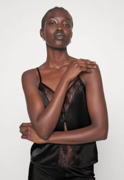 Curzola - A-Lijn Rok - Black 9 Curzola - A-Lijn Rok - Black -Only Mode Winkel aa0f13c66d674b949ce7fe164c0ad610