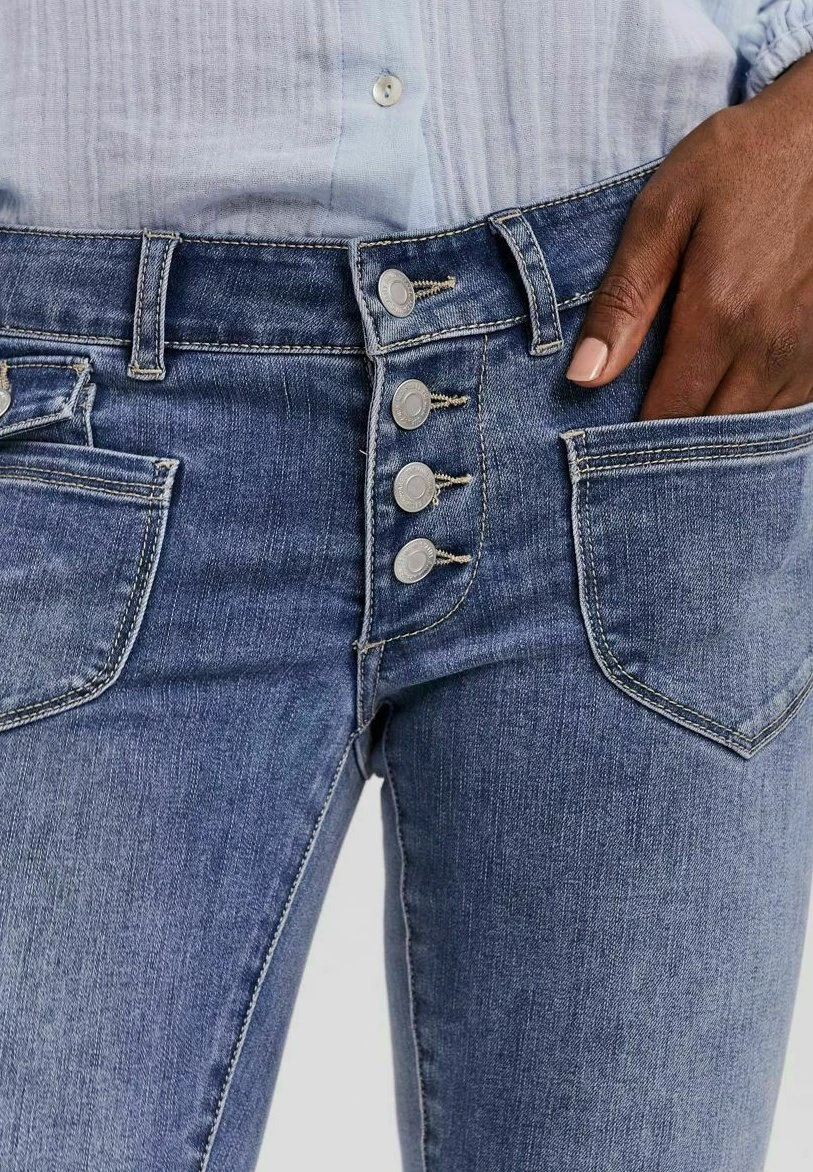 Vero Moda Slim Fit Jeans - Medium Blue Denim 4 Vero Moda Slim Fit Jeans - Medium Blue Denim - Afbeelding 4