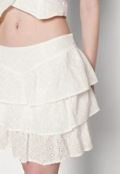 NA-KD Schutterman Mini Skirt - Minirok - White -Only Mode Winkel ab0c8c98d6c5449493830d1f189c408c