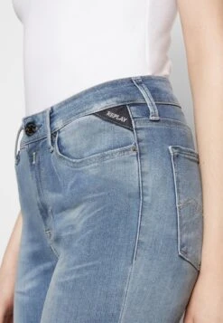 Replay Newluz Hyperflex Bio - Jeans Skinny Fit - Medium Blue 15 Replay Newluz Hyperflex Bio - Jeans Skinny Fit - Medium Blue -Only Mode Winkel ac01a4d50b81492da39aab5fb1f31d00