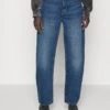 FRAME Long Barrel - Straight Leg Jeans - Stearnlee Clean
