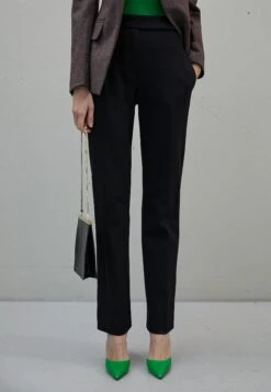 Victoria Beckham High Waisted Trouser - Broek - Black