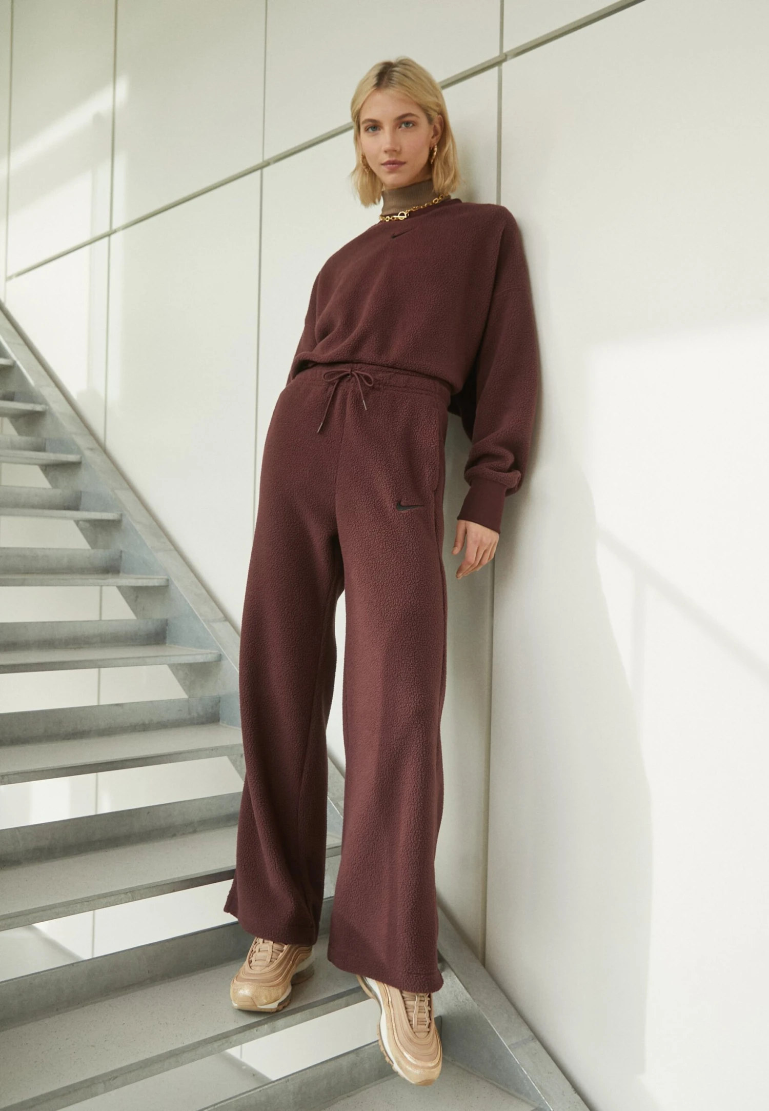 Nike Sportswear Pant - Trainingsbroek - Burgundy Crush/Black 2 Nike Sportswear Pant - Trainingsbroek - Burgundy Crush/Black - Afbeelding 2