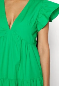 Vero Moda Petite Vmjarlotte Calf Slit Dress - Jurk - Bright Green 11 Vero Moda Petite Vmjarlotte Calf Slit Dress - Jurk - Bright Green -Only Mode Winkel aea36d96439e4e0ead119bfc1c5a6d7e