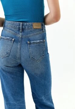 Relaxed Fit Jeans - Mid Denim 7 Relaxed Fit Jeans - Mid Denim -Only Mode Winkel b11b6440fc664b0fba6a9a6b0ff17907