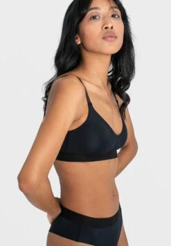 Smooth Seam Mit Removable Cups - Bustier - Schwarz -Only Mode Winkel b19461632e4946168a883e7e75fdeba9