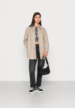 Vero Moda Vmvince - Halflange Jas - Silver Mink -Only Mode Winkel b1c3a7937ea549a3862b92066e6498c5