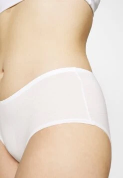 Calida 100% Nature Damen - Slip - Star White -Only Mode Winkel b1fcae86d9804e88af10c7cb4efd4eae