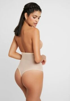 Magic Bodyfashion Hi Waist Thong - Shapewear - Skin -Only Mode Winkel b344f87f46fe4799864e5177e5572b4f