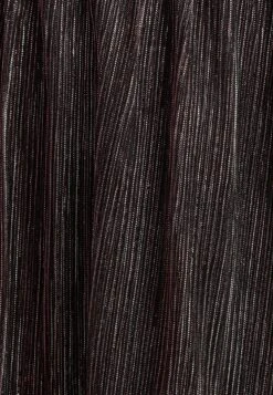 Tussah Cocktailjurk - Plisse Pink Metallic -Only Mode Winkel b3c19e7d1bb444b1b567ab0baf1c173e