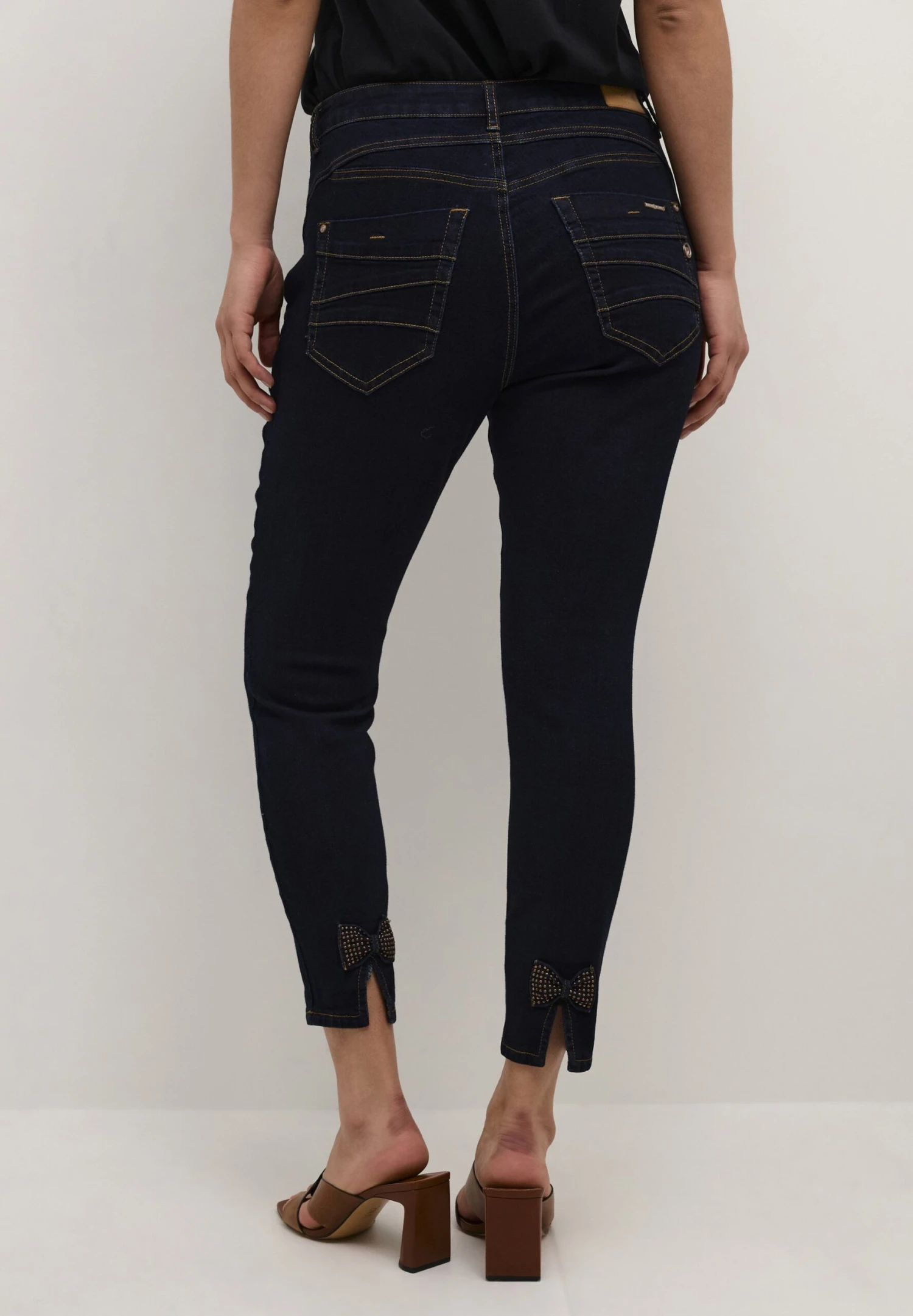 Cream Crsorya Deco Bow - Slim Fit Jeans - Rinse Dark Blue Denim Tobacco 3 Cream Crsorya Deco Bow - Slim Fit Jeans - Rinse Dark Blue Denim Tobacco - Afbeelding 3