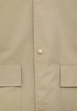 PULL & BEAR Lightweight- Trenchcoat - Beige 12 PULL & BEAR Lightweight- Trenchcoat - Beige -Only Mode Winkel b5818ecaafce4c01b4cb206544874cc2