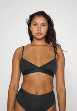 The Invisible Triangle Bralette - Triangel Bh - Black