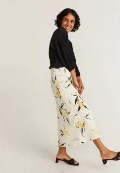 Emma - A-Lijn Rok - Mimosa Print -Only Mode Winkel b7af2f45b7e94c36be4806fd29d05b00