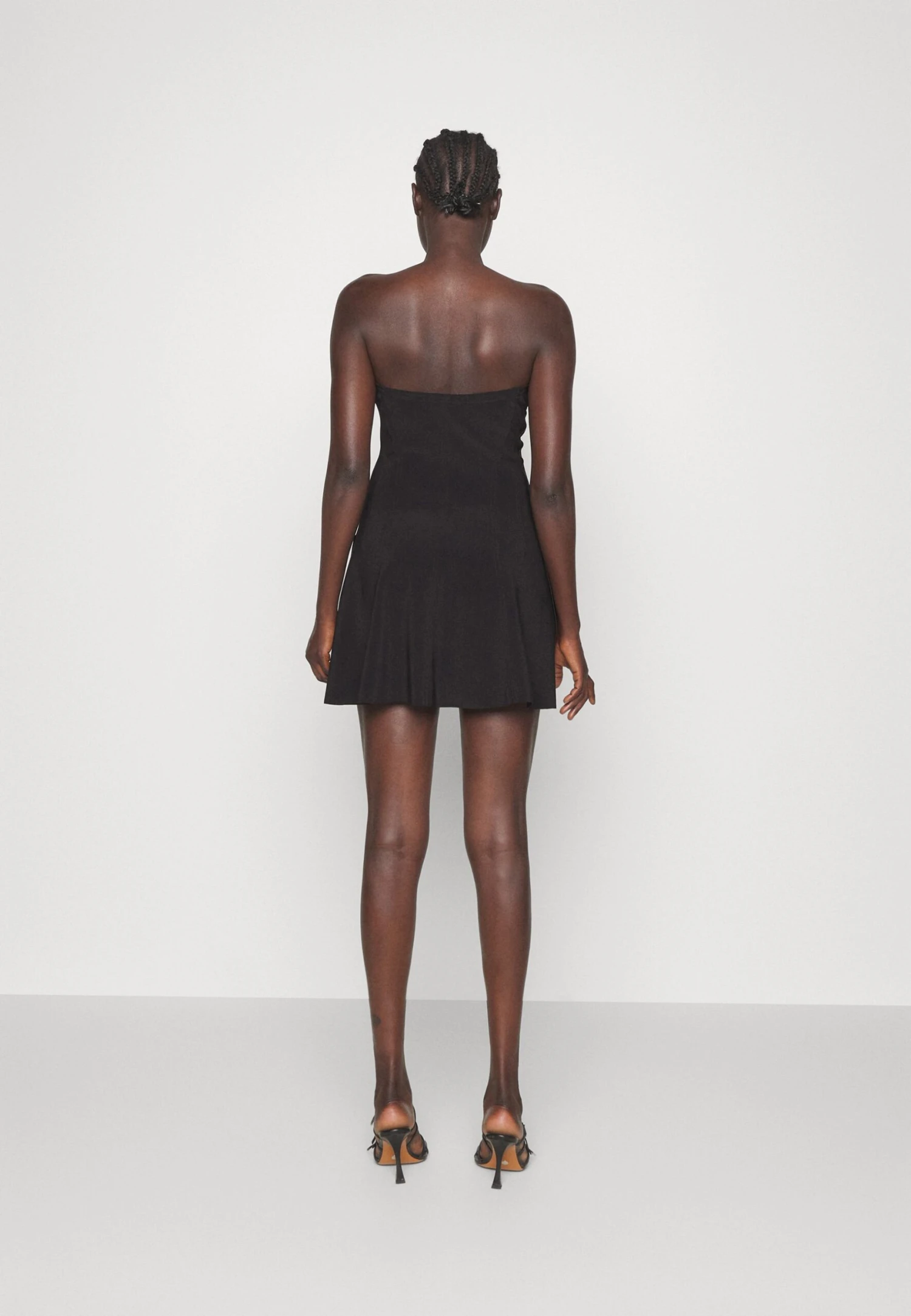 Norma Kamali Strapless Grace Mini Dress - Jerseyjurk - Black 4 Norma Kamali Strapless Grace Mini Dress - Jerseyjurk - Black - Afbeelding 4