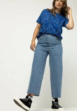 Cutted Onderaan - Straight Leg Jeans - Blue Denim 8 Cutted Onderaan - Straight Leg Jeans - Blue Denim -Only Mode Winkel b8680d265880424aa404ed908fb87da5