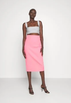 Victoria Beckham Bodyline Fitted Skirt - Kokerrok - Pink 12 Victoria Beckham Bodyline Fitted Skirt - Kokerrok - Pink -Only Mode Winkel b87a9d3608a24f1db64342a3814866b0
