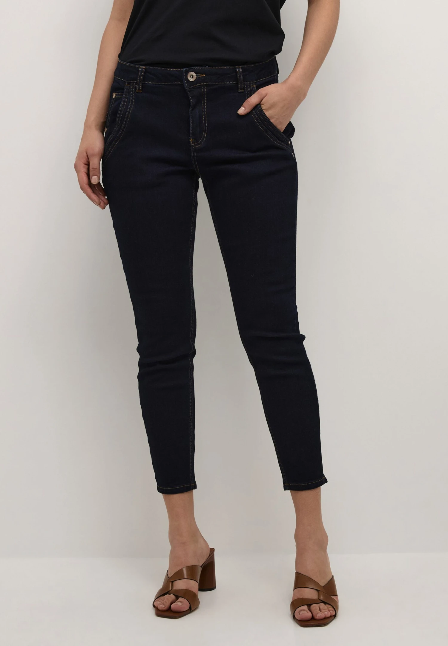 Cream Crsorya Deco Bow - Slim Fit Jeans - Rinse Dark Blue Denim Tobacco 1 Cream Crsorya Deco Bow - Slim Fit Jeans - Rinse Dark Blue Denim Tobacco